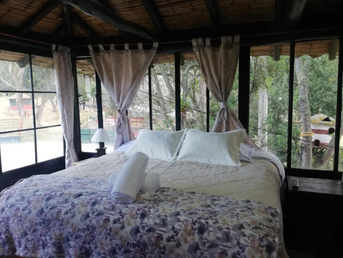 Hotel Y Centro De Convenciones Pueblito De Yerbabuena Paraiso Natural Чия Экстерьер фото